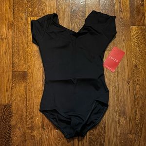 Capezio short sleeve leotard girls size 6/8